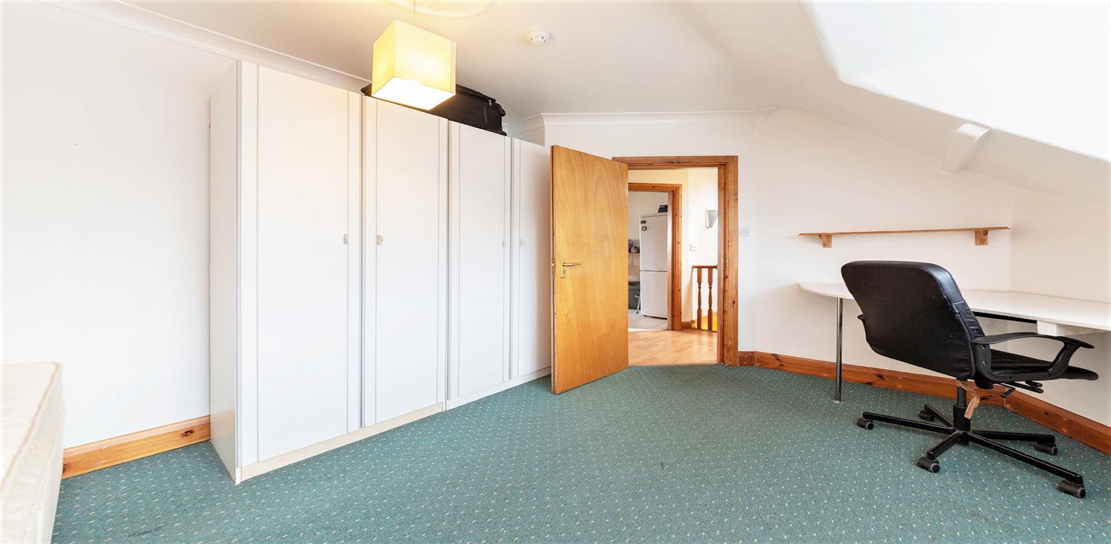 Modern and Central Apartment Grosvenor Gardens, Willesden Green